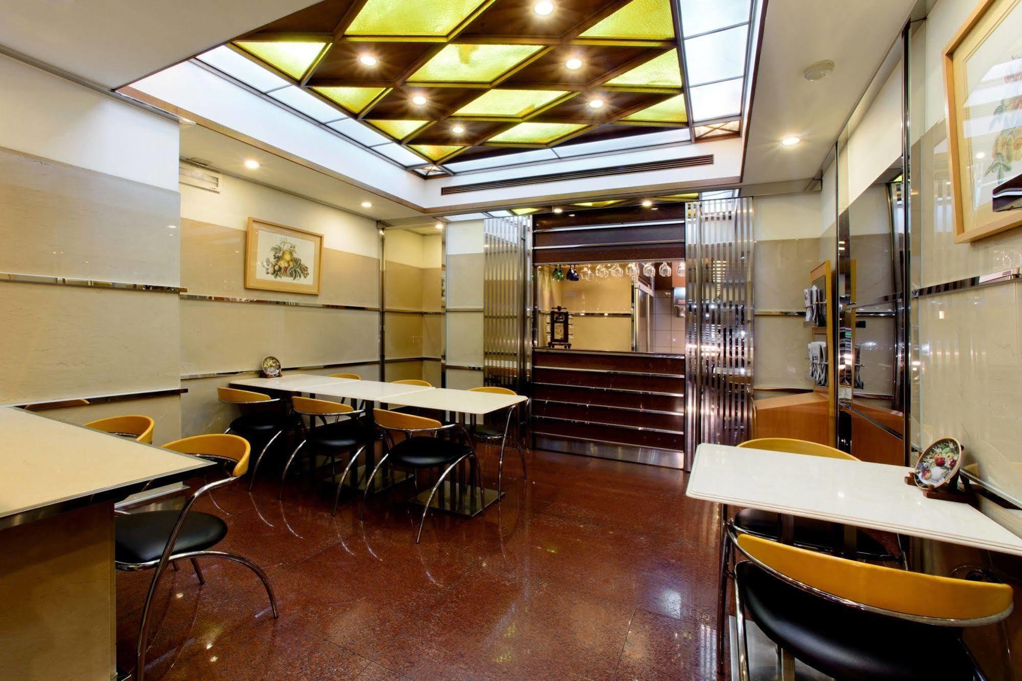 Kao Yuan Hotel - Zhong Zheng Taichung Exterior foto